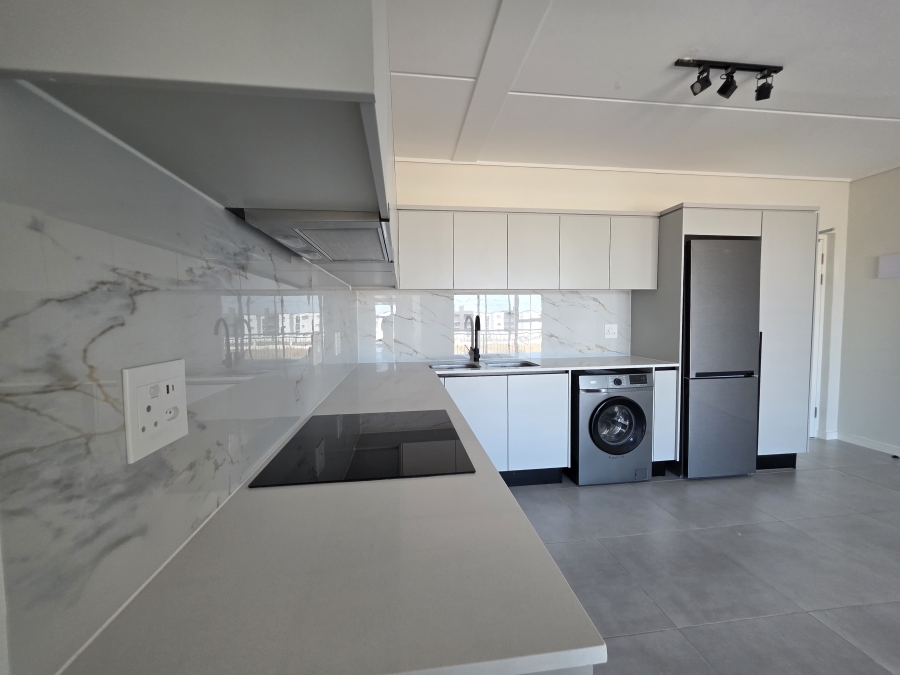 To Let 2 Bedroom Property for Rent in Sandown Western Cape